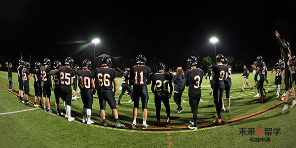 萨菲尔德中学 Suffield Academy 费用 申请条件 毕业生情况 课程设置 康涅狄格州高中 未来人留学权威申请
