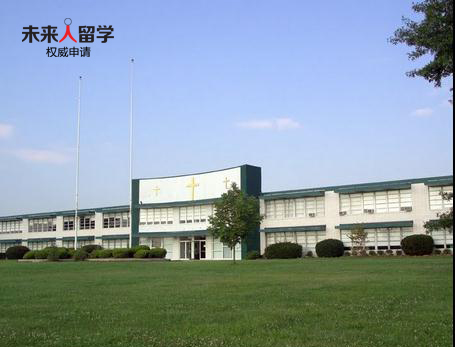 康登高中（Camden Catholic High School）成立于1887年，位于新泽西州樱州市。发展至今，学校已经成为古典学校的典范，获得MSCAS/CB/ASCD/NASS认证。