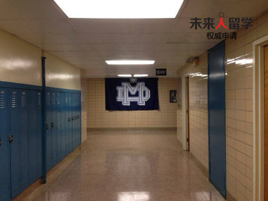 美德天主预备高中成立于1961年,位于新泽西州米德尔顿(Middletown),获得中高校中部协会、全国天主教教育协会的认证。学校SAT均分高,教学质量优秀。
